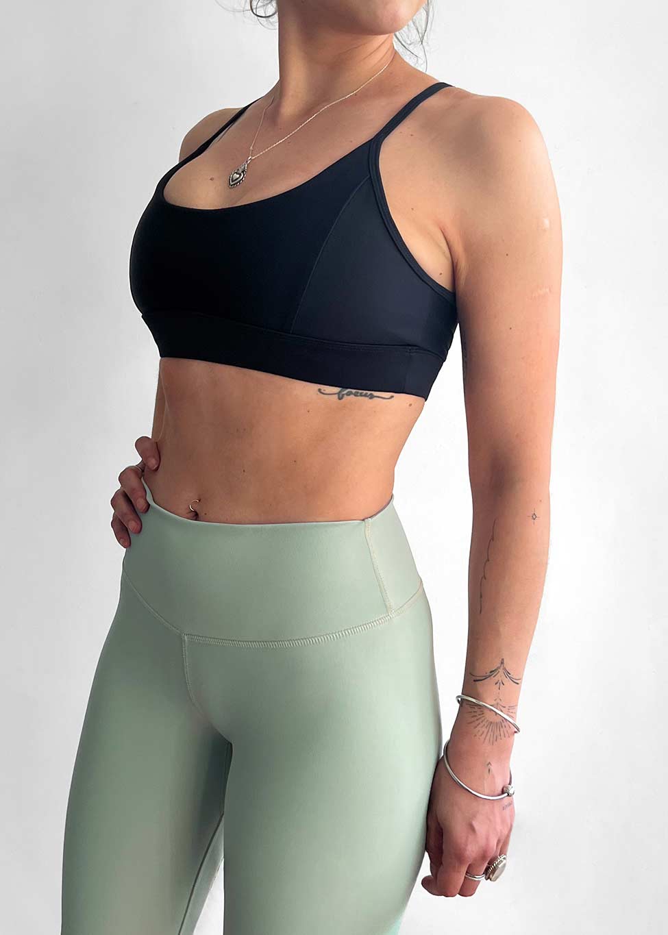 Top Fita Negro Ajustable